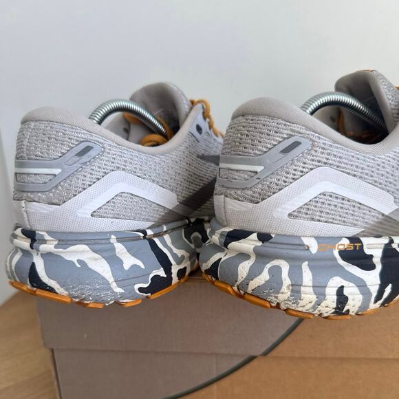 Brooks Ghost 15 Women Running Sneakers - SZ 9.5 - Picture 10 of 14